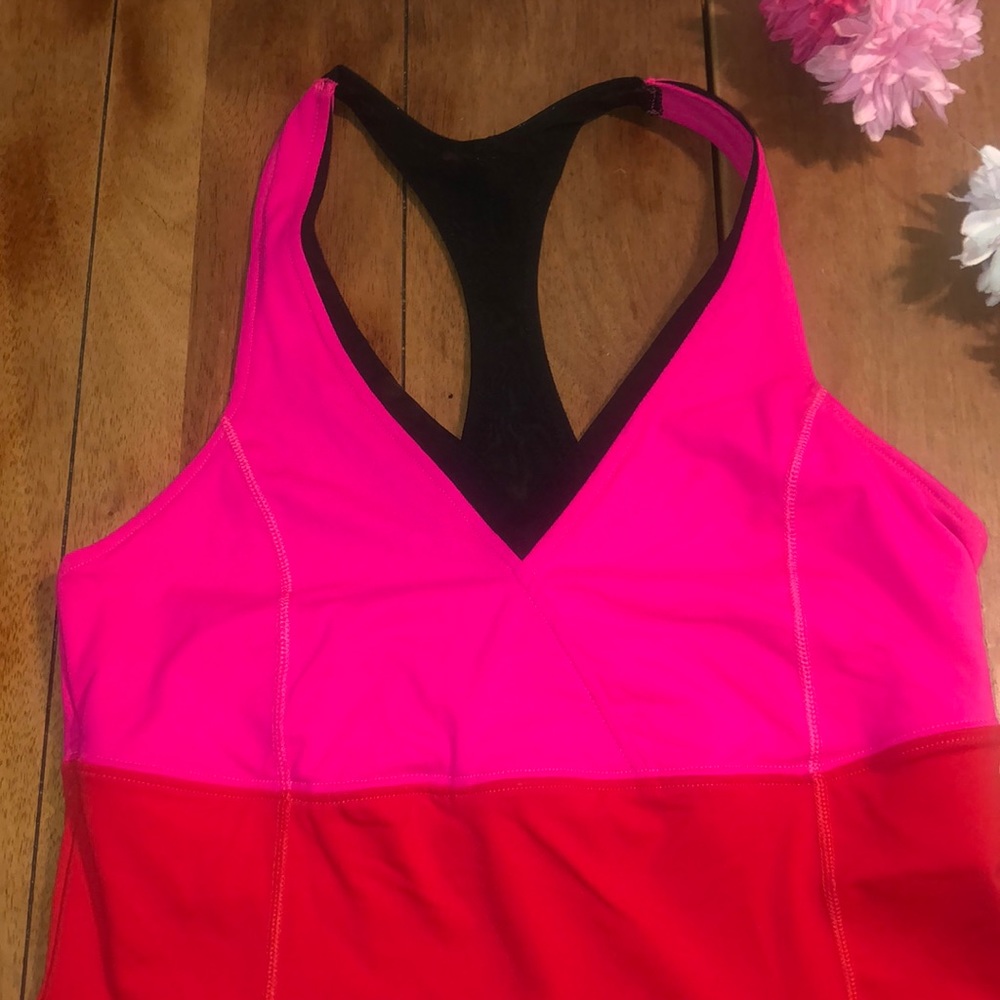 Victoria’s Secret VSX Sport Black & Pink work out Tank Sz M - Picture 3 of 5